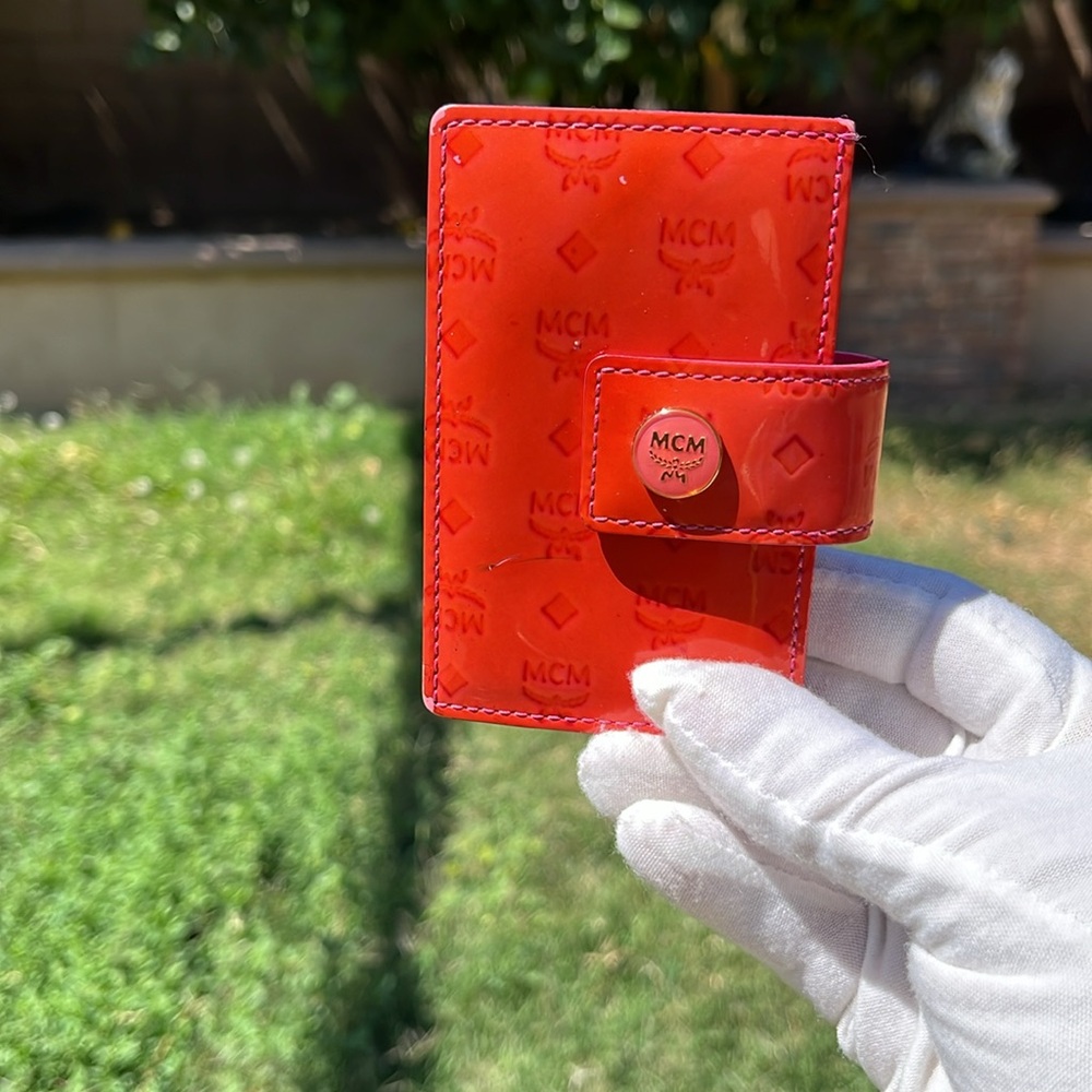 MCM RARE CARD CASE EUC